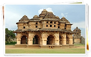 Lotus Palace, Humpi